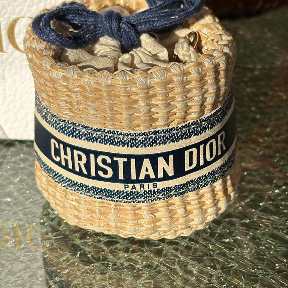 CHRISTIAN DIOR BUCKET BAG 2.5 X 3 DETACHABLE DROP ROPE STRAP ADORABLE!! - Picture 2 of 5